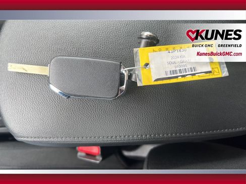 Used 2024 Kia Soul LX w/ Option Group 015 FWD image 18