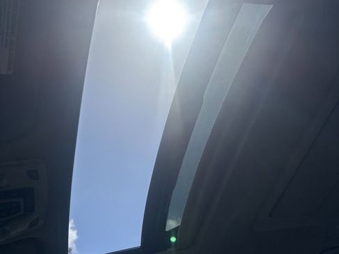 Used 2012 Toyota Sienna Limited w/ Premium Pkg image 8