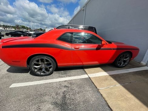 Used 2016 Dodge Challenger SXT Plus RWD image 19