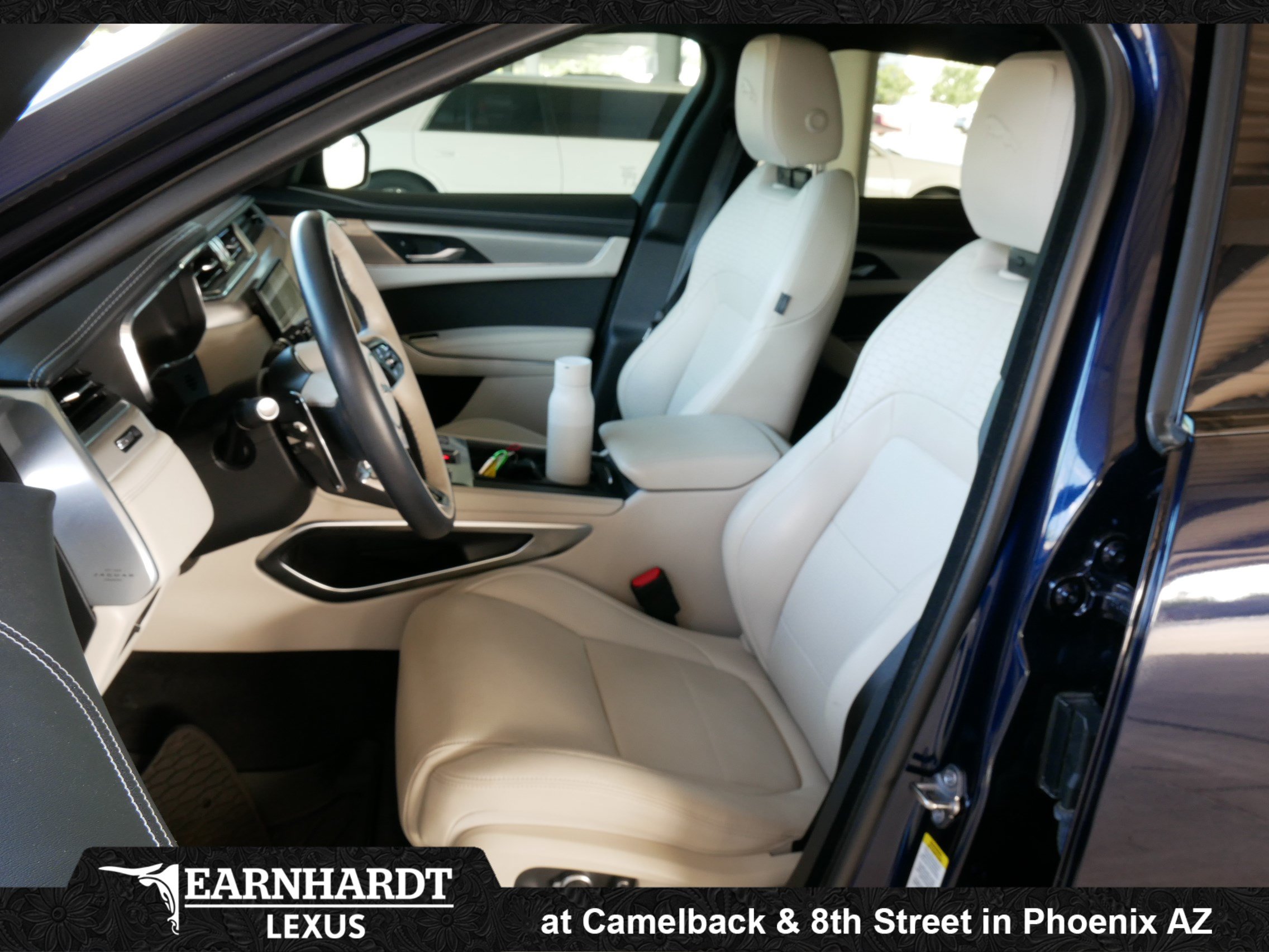 Used 2025 Jaguar F-PACE R-Dynamic S AWD/4WD image 2