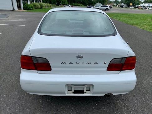 Used 1996 Nissan Maxima GLE FWD image 15