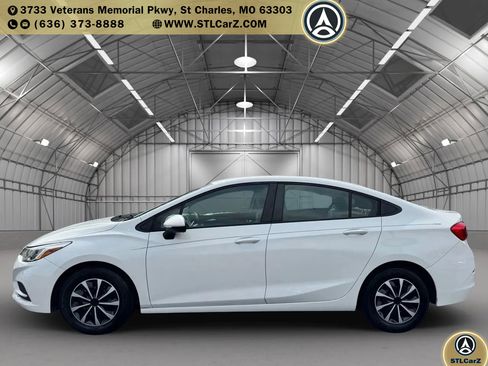 Used 2017 Chevrolet Cruze LS image 6