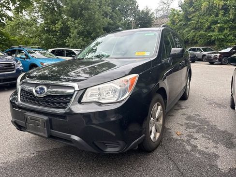 Used 2015 Subaru Forester 2.5i Premium w/ All-Weather Package AWD/4WD image 5