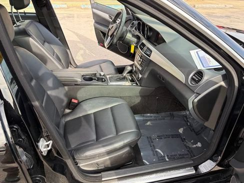 Used 2014 Mercedes-Benz C 300 4MATIC Sedan image 36