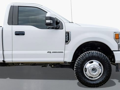 Used 2020 Ford F350 XL w/ STX Appearance Package image 7