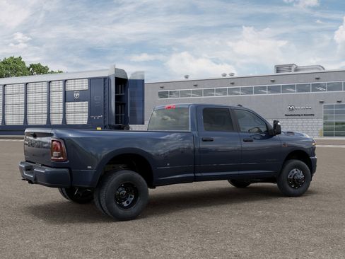 New 2026 RAM 3500 Lone Star AWD/4WD image 32