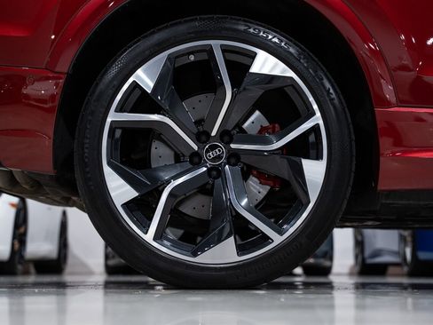 Used 2024 Audi RS Q8 AWD/4WD image 50