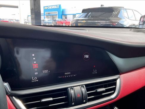 Used 2018 Alfa Romeo Giulia Ti Sport w/ Quick Order Package 22U Sport image 31