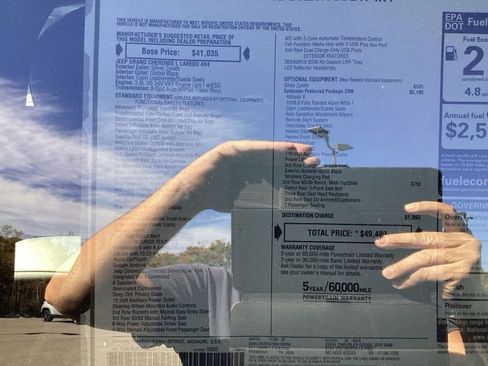 New 2025 Jeep Grand Cherokee L Altitude image 17