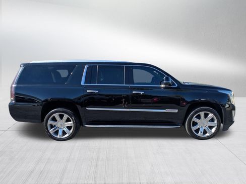 Used 2020 Cadillac Escalade ESV Luxury AWD/4WD image 6