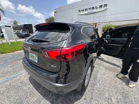 Used 2017 Nissan Rogue Sport SV FWD image 14