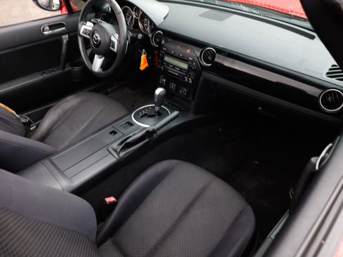 Used 2008 MAZDA MX-5 Miata Touring image 10