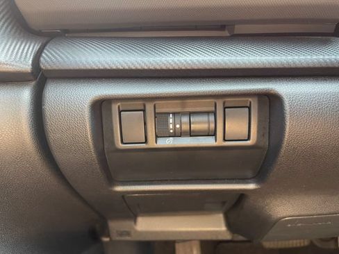 Used 2025 Subaru Crosstrek 2.5i Wilderness AWD/4WD image 24