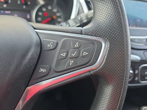 Used 2020 Chevrolet Equinox LT FWD image 20