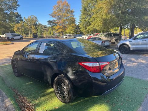 Used 2016 Toyota Corolla LE image 7
