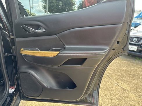 Used 2018 GMC Acadia Denali w/ Technology Package image 18