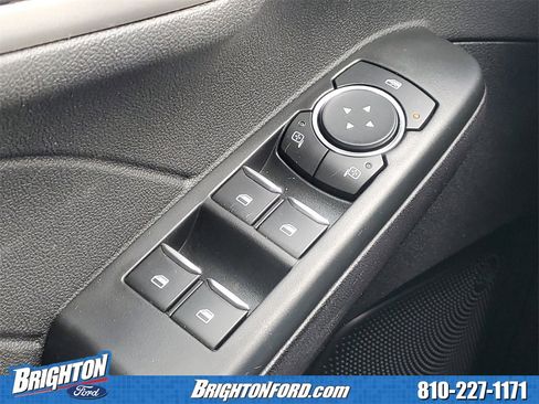 Used 2022 Ford Escape SE w/ Convenience Package image 17