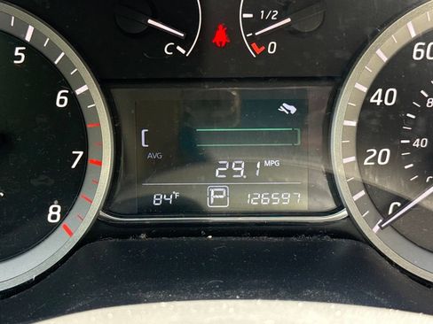 Used 2013 Nissan Sentra SR FWD image 8