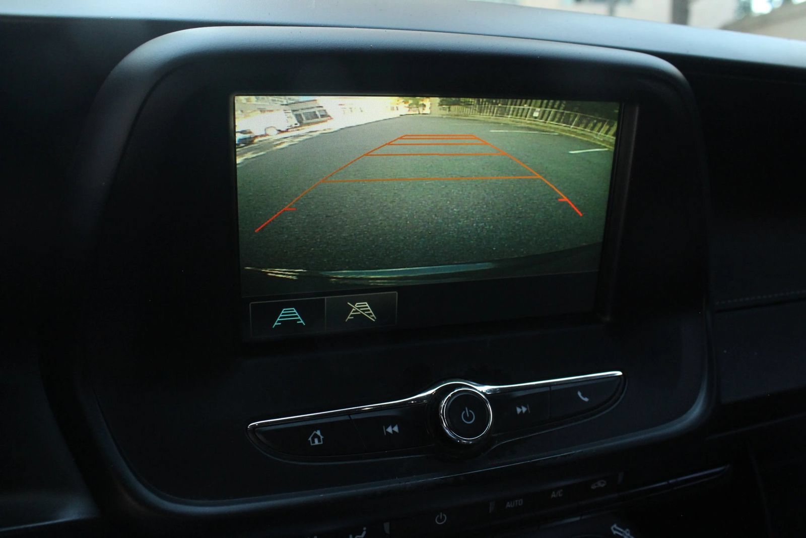 Used 2016 Chevrolet Camaro LT RWD image 27