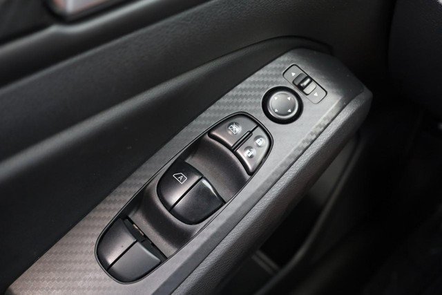 Certified 2025 Nissan Altima 2.5 SV FWD image 17