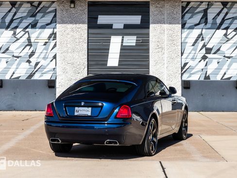 Used 2020 Rolls-Royce Wraith image 17