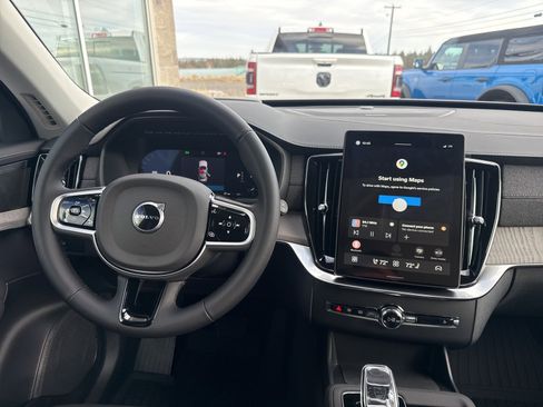 New 2026 Volvo XC90 B6 Ultra w/ Protection Package image 19