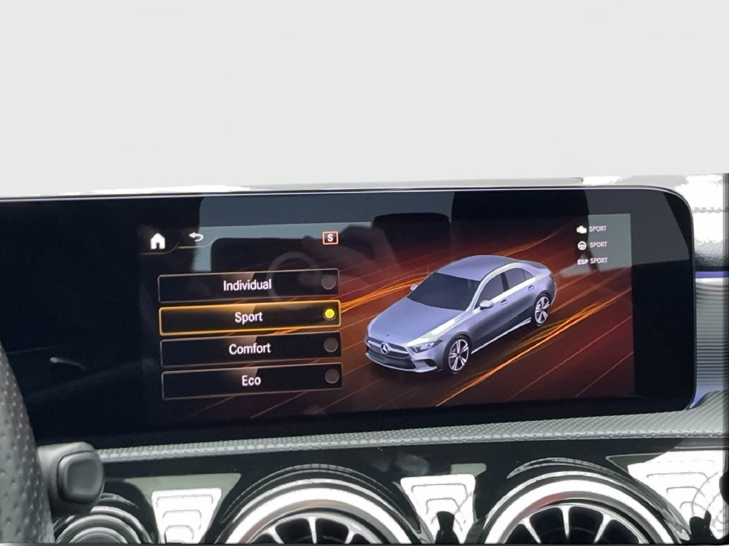 Used 2021 Mercedes-Benz A 220 4MATIC image 48