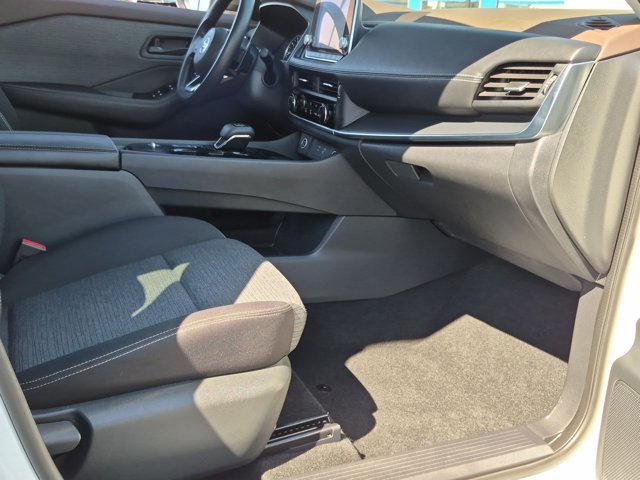 Used 2021 Nissan Rogue S FWD image 27
