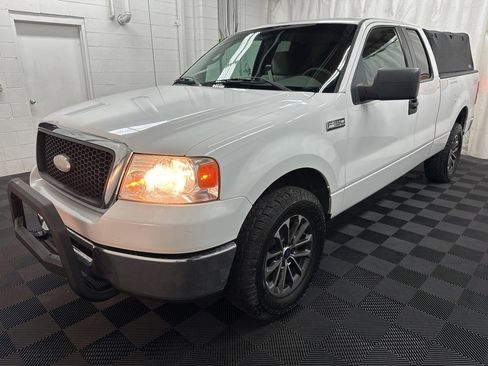 Used 2007 Ford F150 XLT image 4