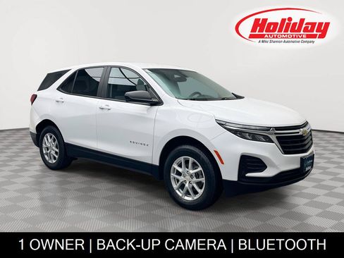 Used 2023 Chevrolet Equinox LS w/ LS Convenience Package AWD/4WD image 1