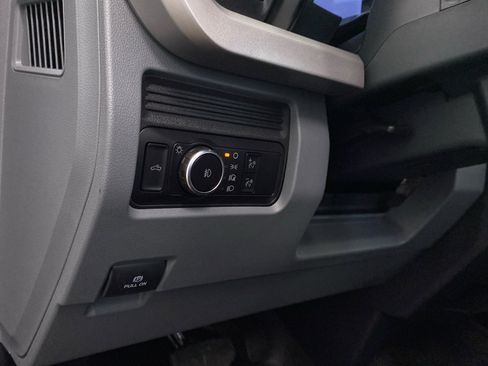 New 2026 Ford F250 XL w/ XL Chrome Package image 11