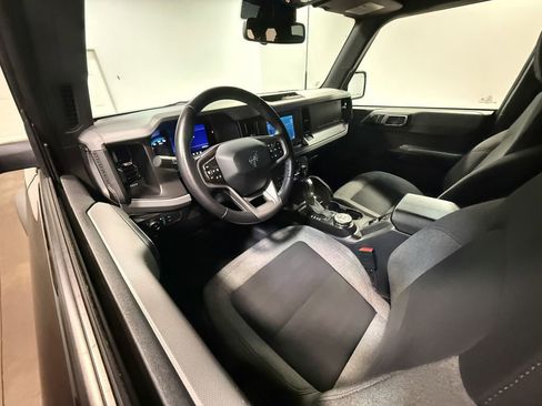 Used 2022 Ford Bronco Big Bend AWD/4WD image 2
