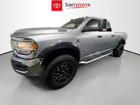 Used 2019 RAM 3500 Tradesman image 9