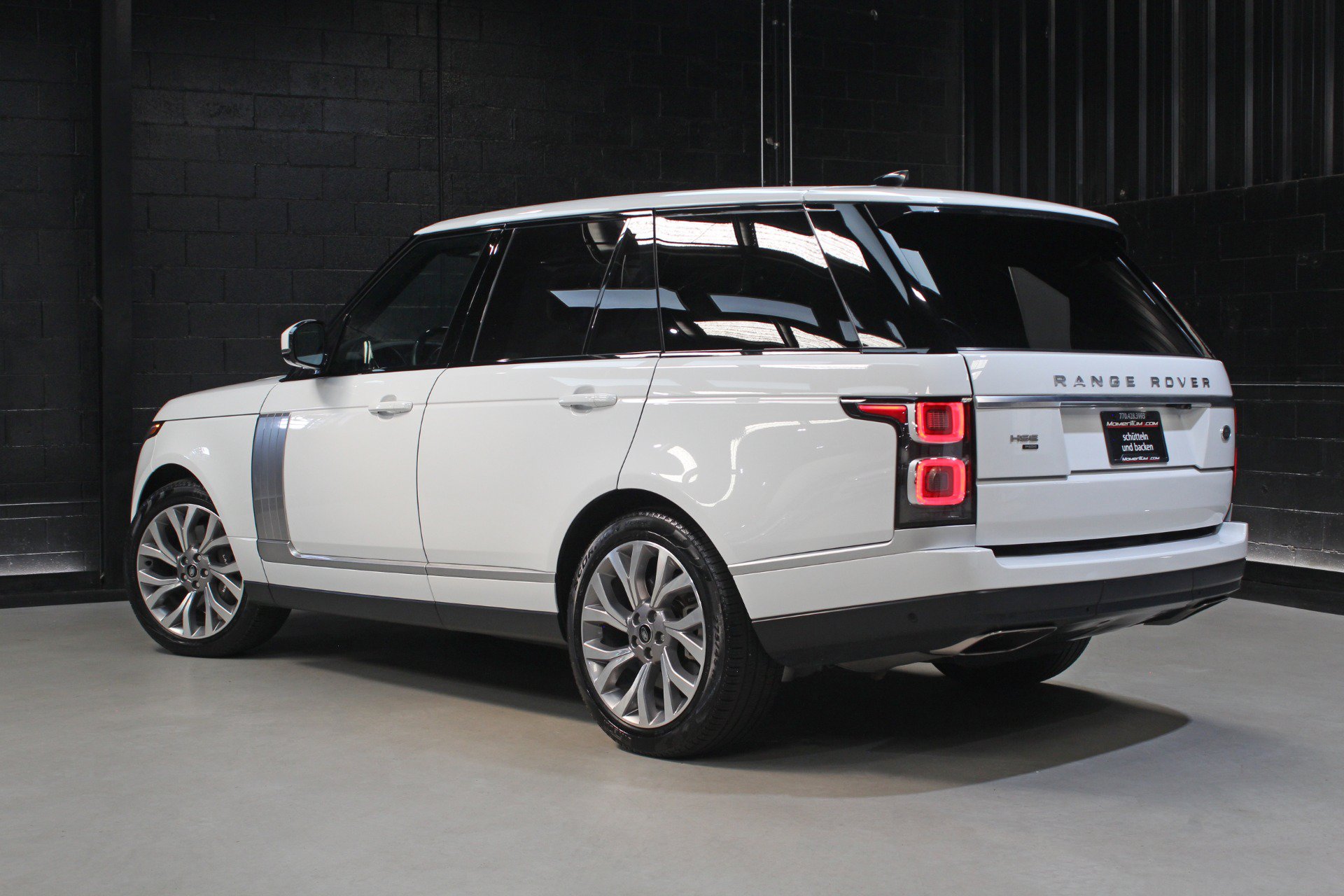 Used 2022 Land Rover Range Rover P525 Westminster Edition AWD/4WD image 8