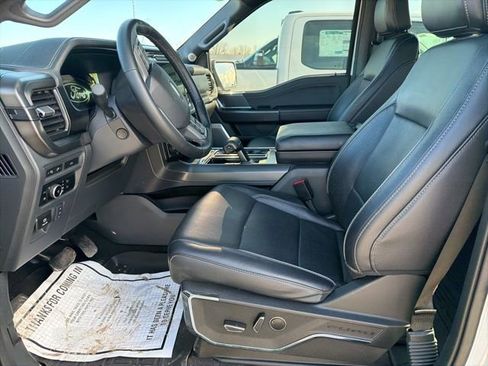 Used 2024 Ford F150 Lariat w/ Equipment Group 502A High image 5