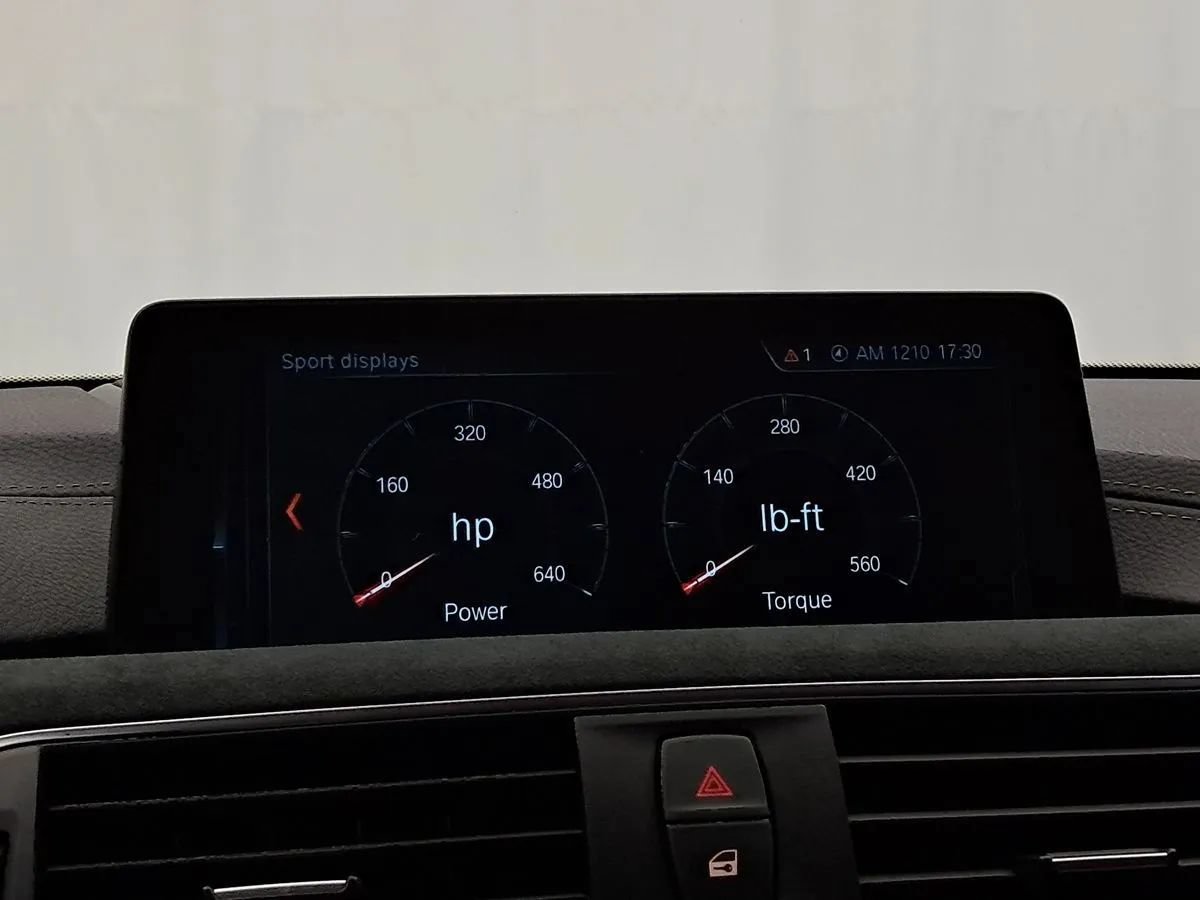 Used 2018 BMW M4 Coupe RWD image 32