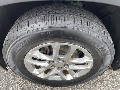 Used 2020 Chevrolet Traverse LT image 33