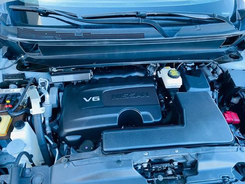 Used 2020 Nissan Pathfinder SL image 5