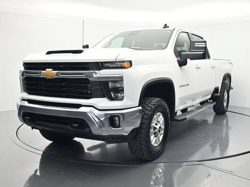 Certified 2025 Chevrolet Silverado 2500 LT w/ Convenience Package AWD/4WD image 1