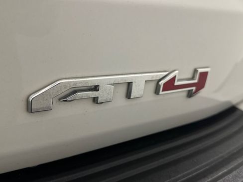 Used 2022 GMC Yukon XL AT4 AWD/4WD image 20