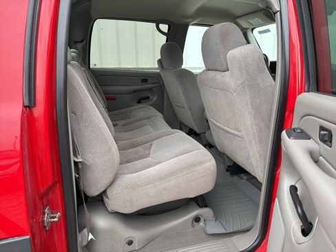 Used 2005 Chevrolet Avalanche LS image 26