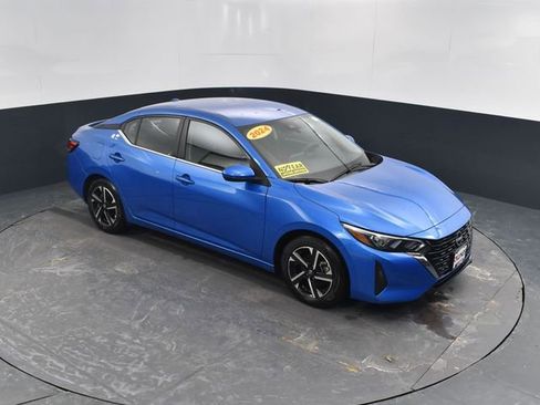 Used 2024 Nissan Sentra SV image 37