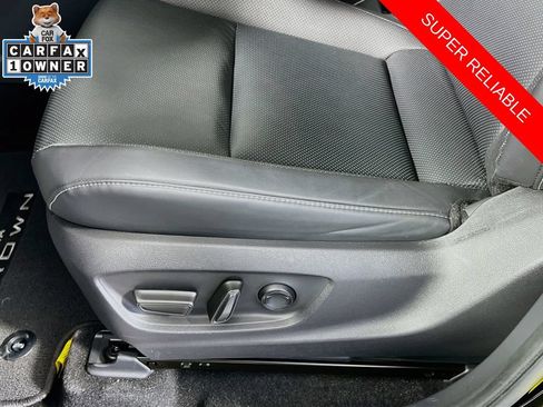 Used 2025 Toyota Crown Signia w/ Advanced Technology Package AWD/4WD image 18