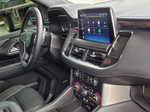 Used 2023 Chevrolet Tahoe Z71 w/ Luxury Package AWD/4WD image 13