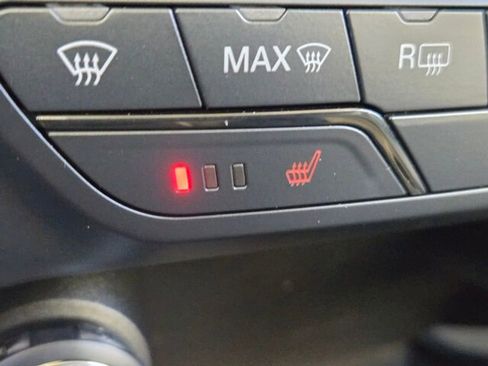 Certified 2019 Ford Ranger Lariat w/ Equipment Group 501A Mid image 28