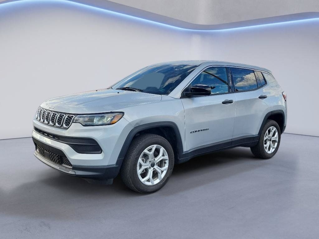 Used 2025 Jeep Compass Sport AWD/4WD image 1