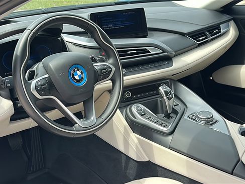Used 2015 BMW i8 AWD/4WD image 20