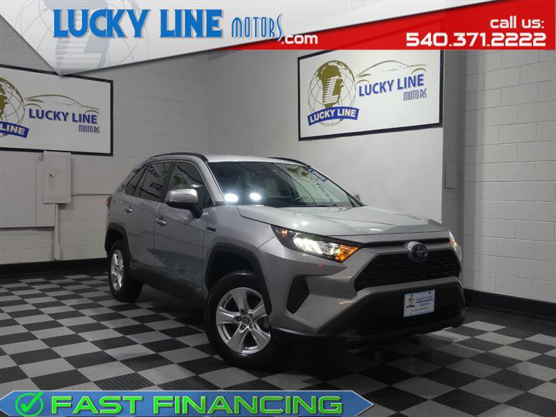 Used 2021 Toyota RAV4 LE AWD/4WD image 1