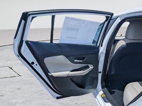 New 2026 Nissan Sentra SL w/ Floor Mat Package FWD image 36
