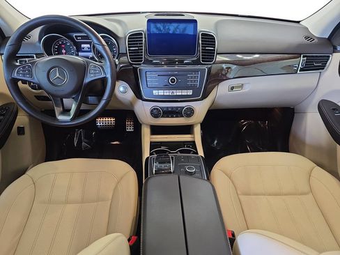 Used 2019 Mercedes-Benz GLE 400 4MATIC image 10